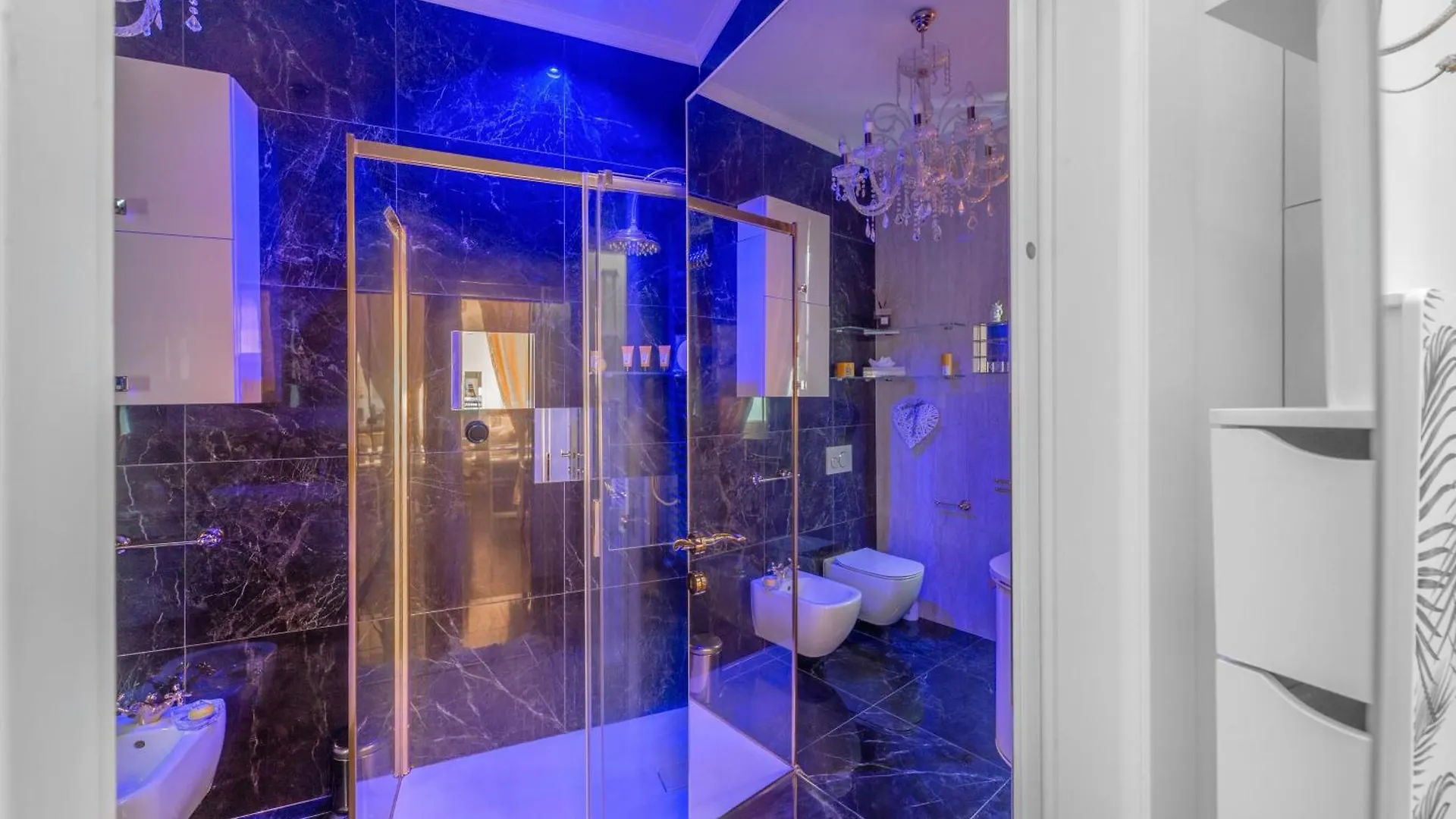 Cozy Apartment Near Central Station By Ndp Rent Milan Italy